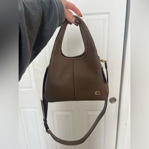 Coach Lana Shoulder Bag 23